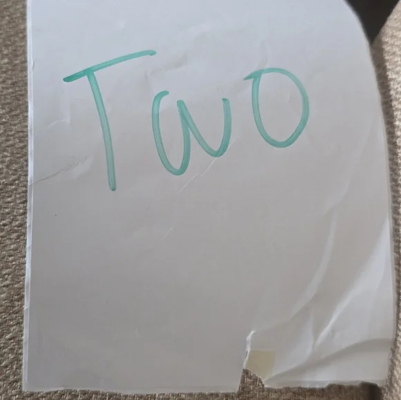 $38 Anne Klein Women Elegant Green Gold Bracelet Elastic New - Picture 8 of 8